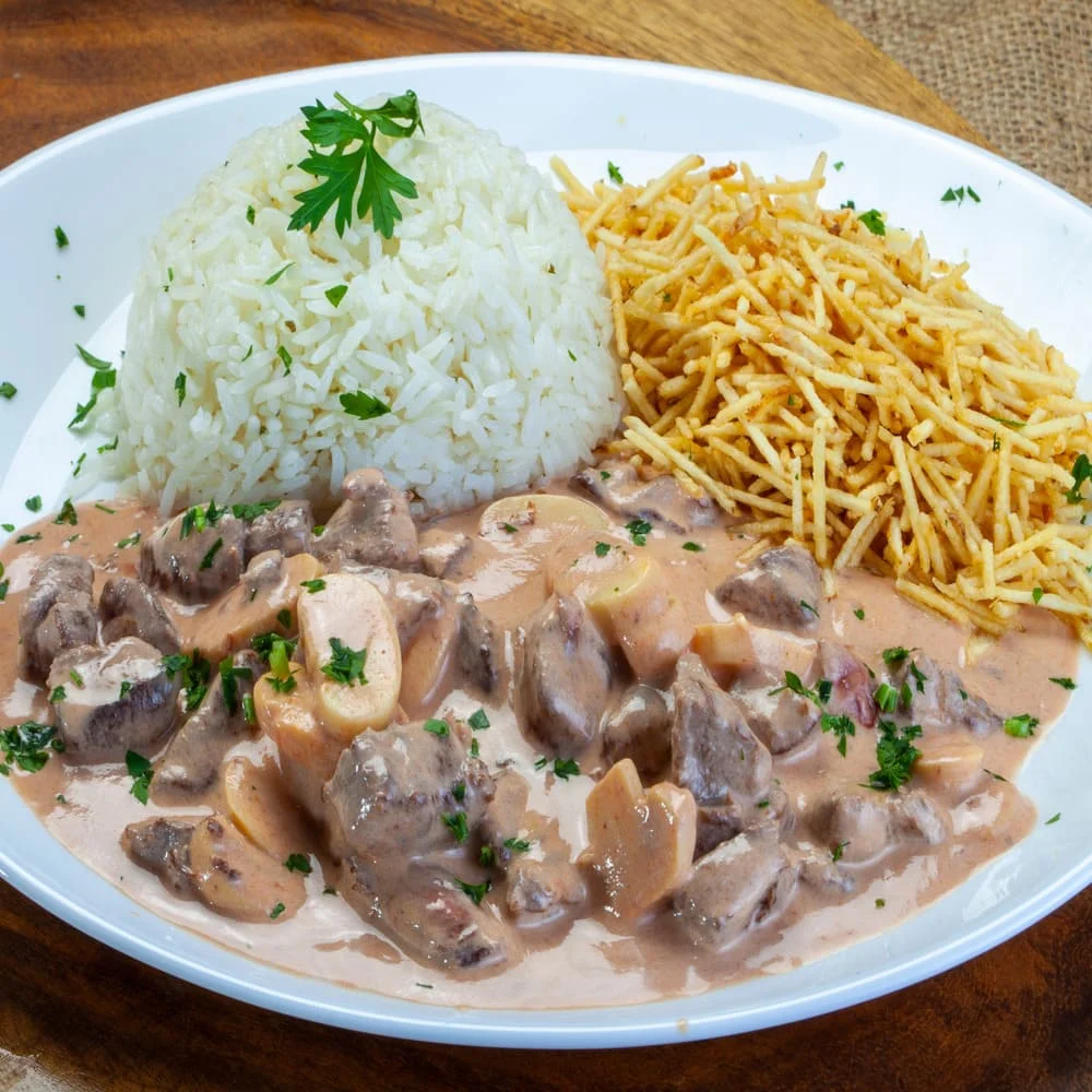 Estrogonofe de Carne Bovina