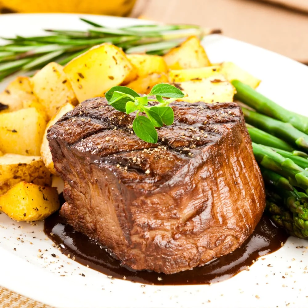 Filé Mignon Bovino com Molho Madeira